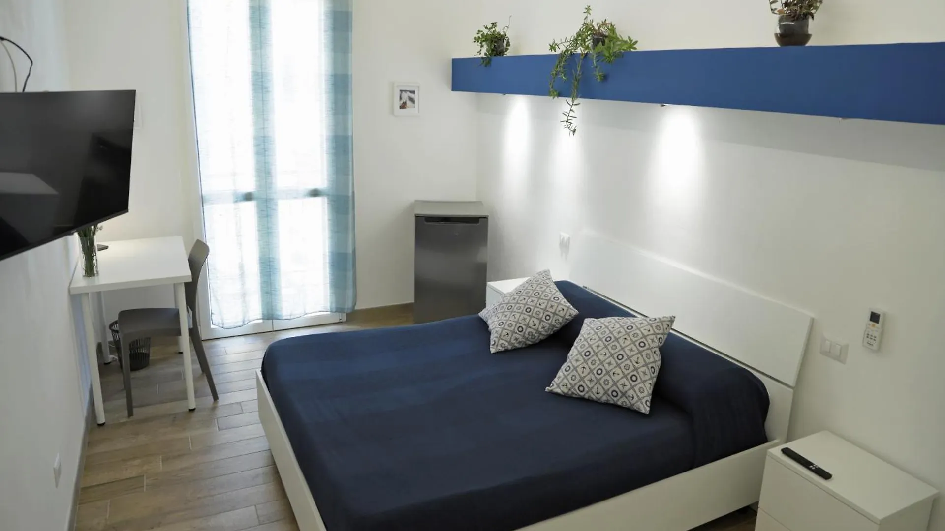 Sea View Teti Rooms & Apts Trapani 2*,
