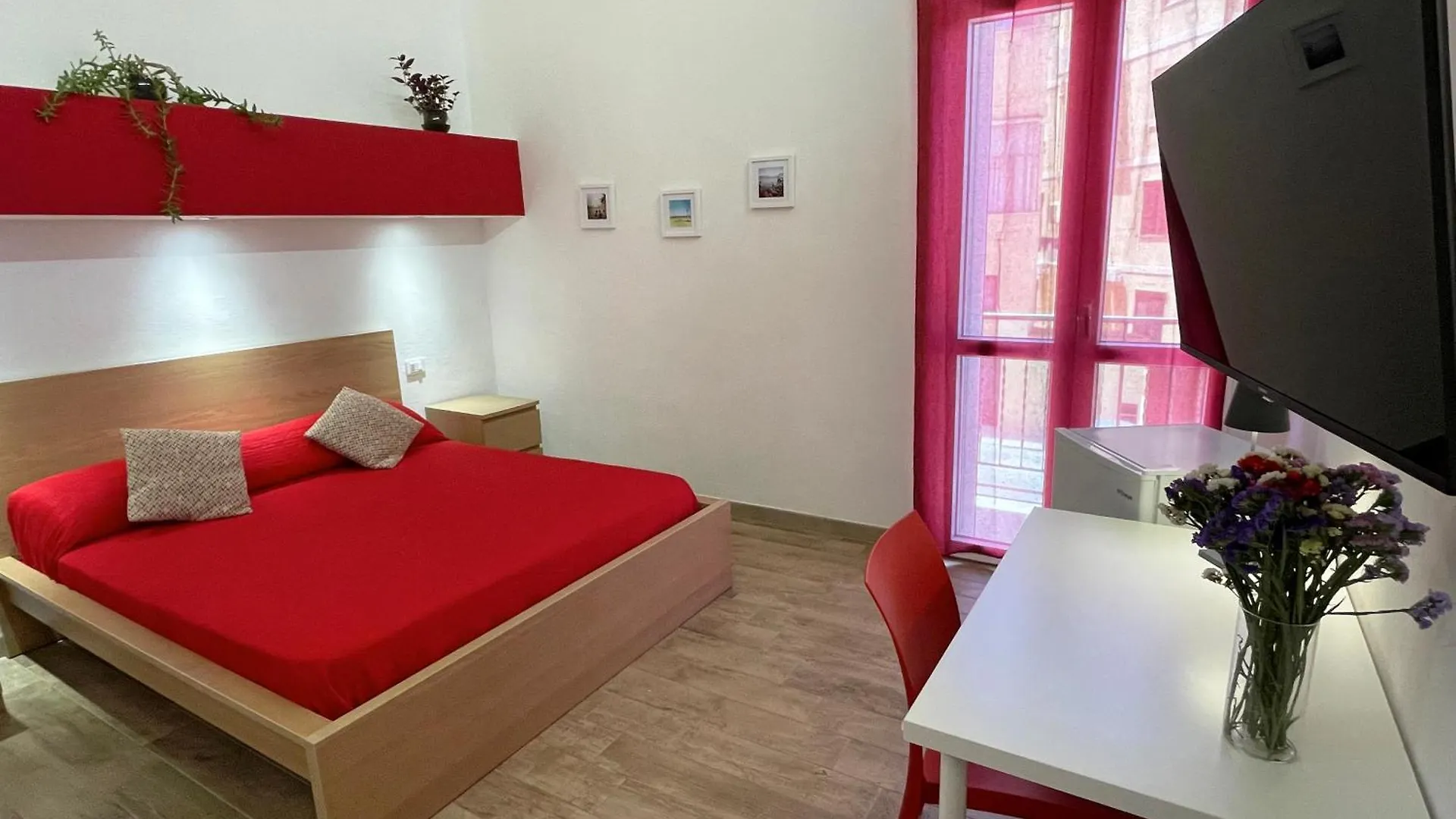 Sea View Teti Rooms & Apts Trapani Oda ve Kahvaltı