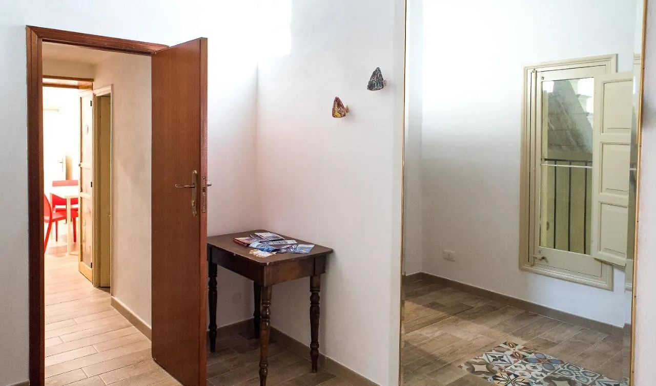 Sea View Teti Rooms & Apts Trapani Oda ve Kahvaltı