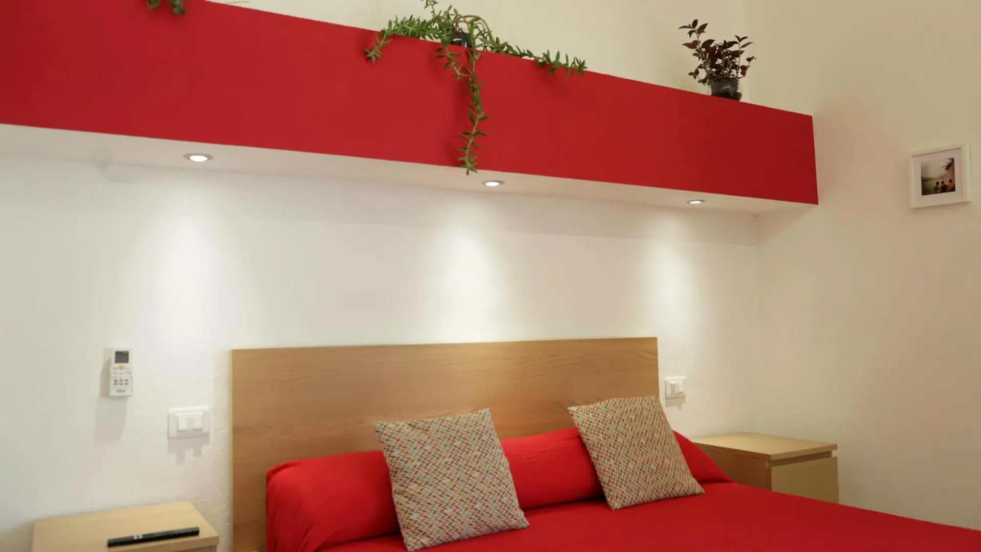 Sea View Teti Rooms & Apts Trapani 2*,  Italy