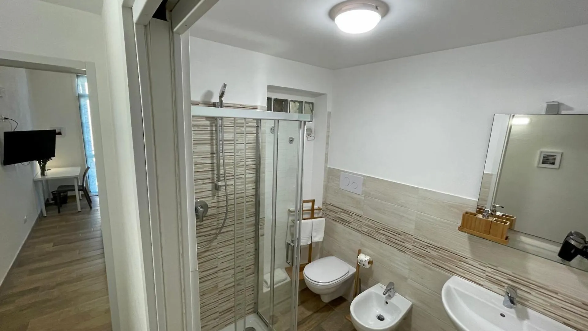Sea View Teti Rooms & Apts Trapani